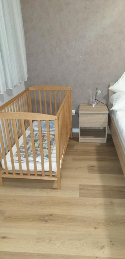 니더브룬레벵즈 Meubles Du 25 N2 F2 Rdc 아파트 외부 사진